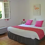 Hotel Logis Restaurant Le Clos Des Capitelles