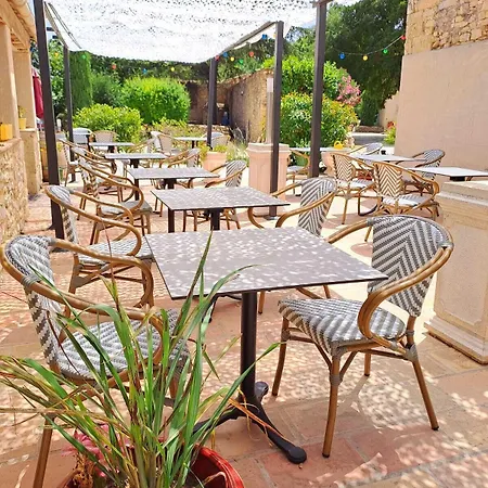 Logis Restaurant Le Clos Des Capitelles Uchaud