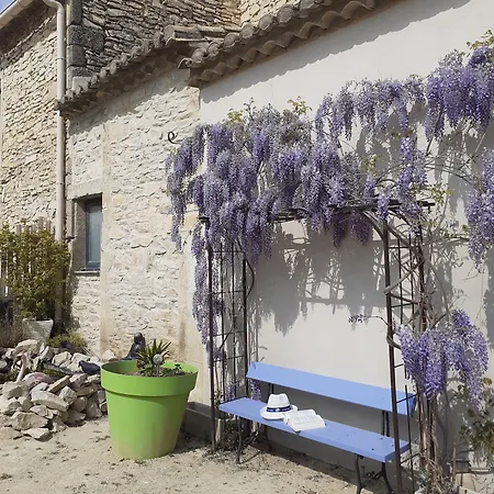 Logis Restaurant Le Clos Des Capitelles Отель Юшо