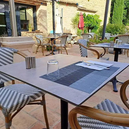 Le Clos Des Capitelles Hotel