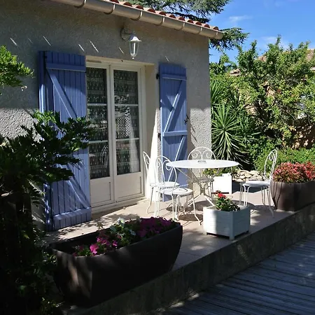 Logis Restaurant Le Clos Des Capitelles