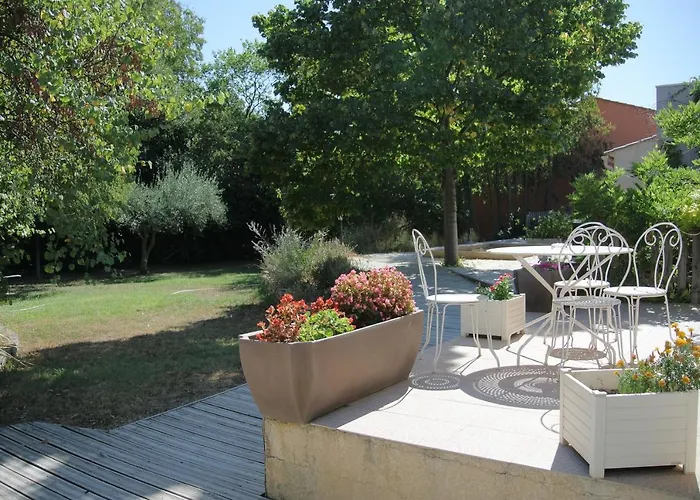 Logis Restaurant Le Clos Des Capitelles